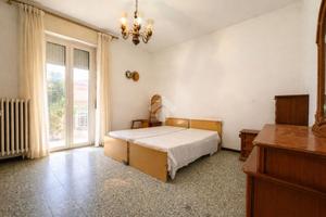 3 LOCALI A CAMERI