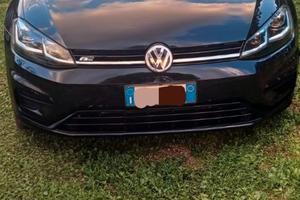 VW Golf 7.5 R-Line - 68.700 km - Full Optional