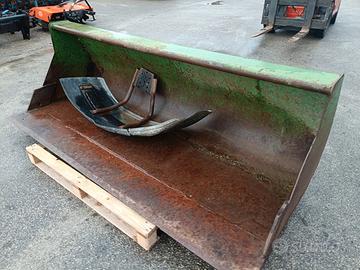 benna John Deere SB22