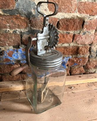 Burriera antica vetro ferro e legno