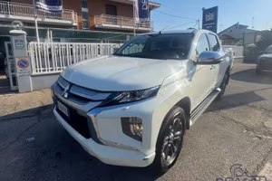 Mitsubishi L200 2.2TD D.Cab INTENSE SDA AUTO