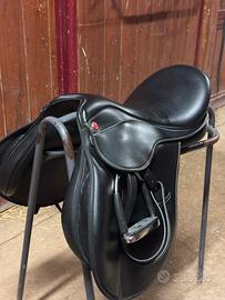 Sella equitazione da salto