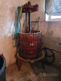 torchio uva e macina grappoli