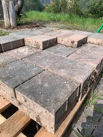 Piastrelle, mattonelle, mattoncini pavimentazione