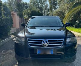 VOLKSWAGEN Touareg 3.0/240 V6