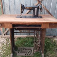 macchina da cucire necchi