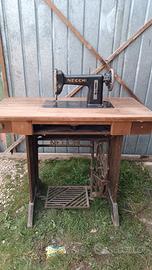 macchina da cucire necchi