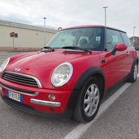 Mini one de lux 1.6 90cv benzina Neopatentati 