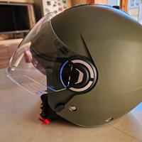 Casco Jet Caberg MAI indossato