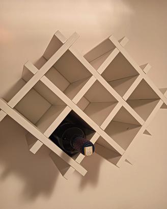 Portabottiglie da muro con mensole 