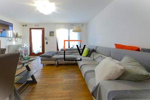 APPARTAMENTO CON INGRESSO INDIPENDENTE E GIARDINO