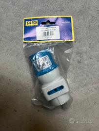 Adattatore Industriale Spina CEE a Presa Schuko