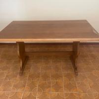 Tavolo in legno massello 