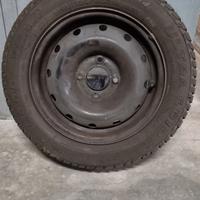 Pneumatici invernali Good Year