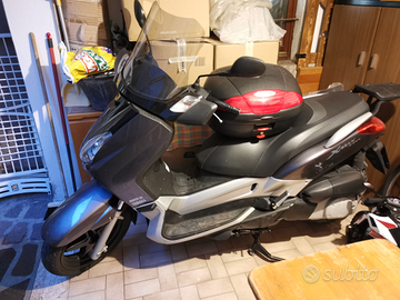 Yamaha Xmax 250