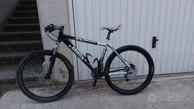 MTB KASTLE SL 900