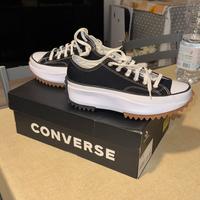 Converse con rialzo interno e in tessuto