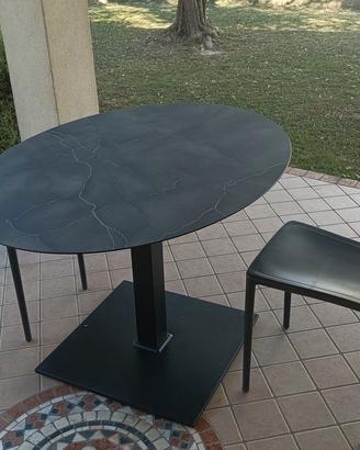 Tavolo da esterno
