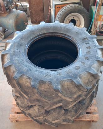 Gomme trattore 420/70R24