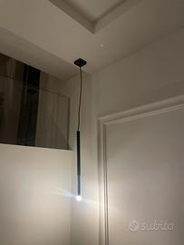 Lampada nera sospesa a sigaretta di design