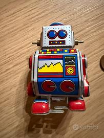 Robot latta vintage