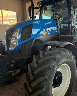 TRATTORE CNH T7. 185