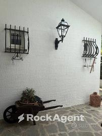 BORGO VAL DI TARO (PR) VILLA 2 LIVELLI CON TERRENO