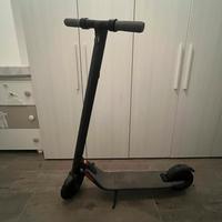 Monopattino elettrico Ninebot by Segway ES2