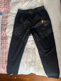 Pantaloni Nike tecnici