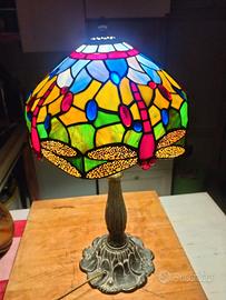 Lampada in vetro stile Tiffany