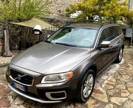 VOLVO XC70 D5 AWD Kinetic