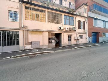 MAGAZZINO A IVREA