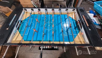 Biliardino con gettoniera