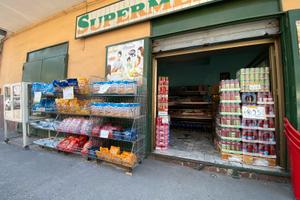 CEDITURA MINIMARKET Via Innamorati FL376
