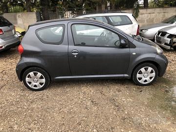 RICAMBI Toyota Aygo 1.0 50kW 68Cv 1KR 2006