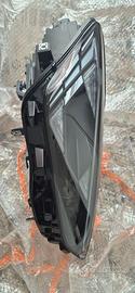 Faro anteriore dx Cupra Matrix 1EX016.810