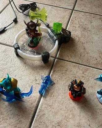 Skylanders Portal + personaggi Wii U