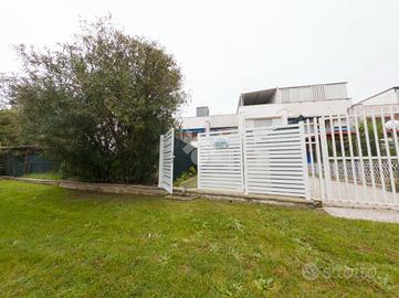 3 LOCALI A MANFREDONIA