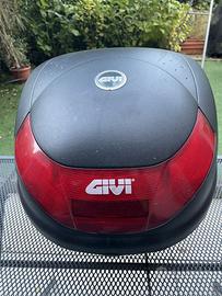 Bauletto Scooter GIVI 30 litri portapacchi
