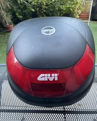 Bauletto Scooter GIVI 30 litri portapacchi