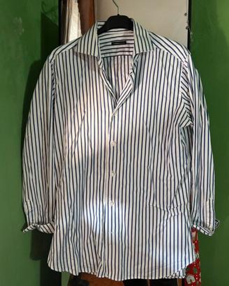 Camicia a righe bianca e blu da uomo