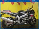 suzuki-gsx-r-600-finanziabile-nero-2500