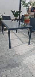 Tavolo da giardino