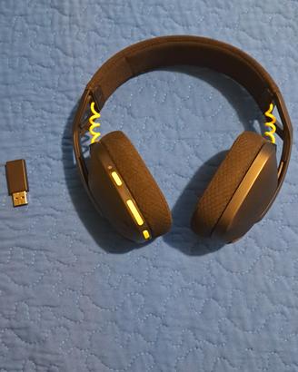 Cuffie della logitech G435 con chiavetta