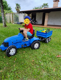 Trattore a pedali con rimorchio