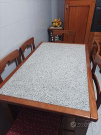 tavolo cucina in legno e granito