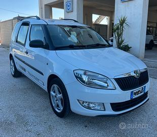 Skoda Roomster 1.6 TDI CR 90CV Ambition 2012