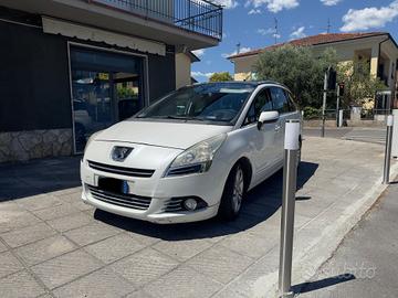 Peugeot 5008 1.6 HDi 112CV Family