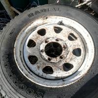 4 cerchi nissan ebro 