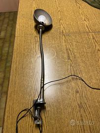 LAMPADA DA TAVOLO VINTAGE A MORSETTO